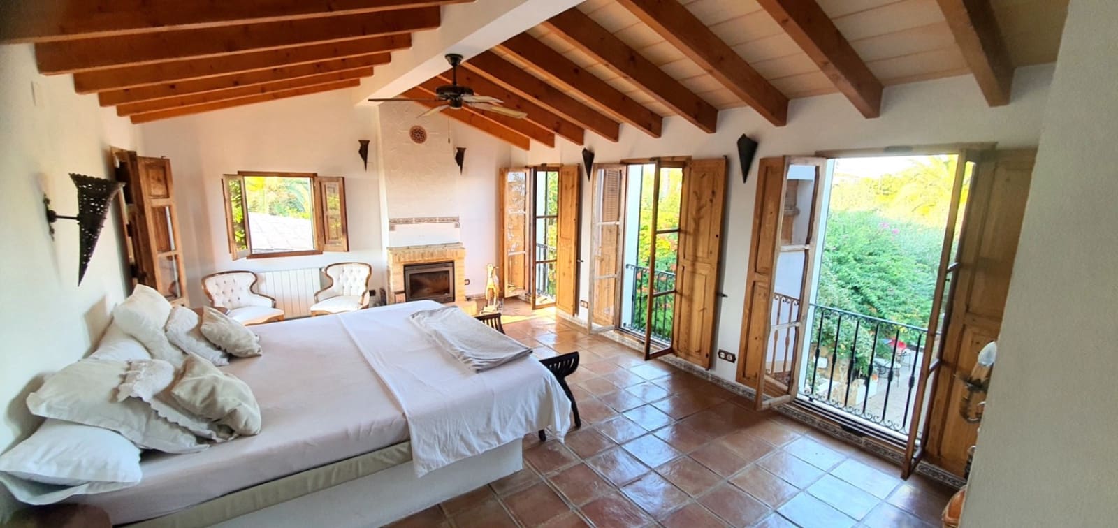 5 quarto Quinta/Casa Rural para venda em Denia com piscina garagem - 1 590 000 € (Ref: 8389752)