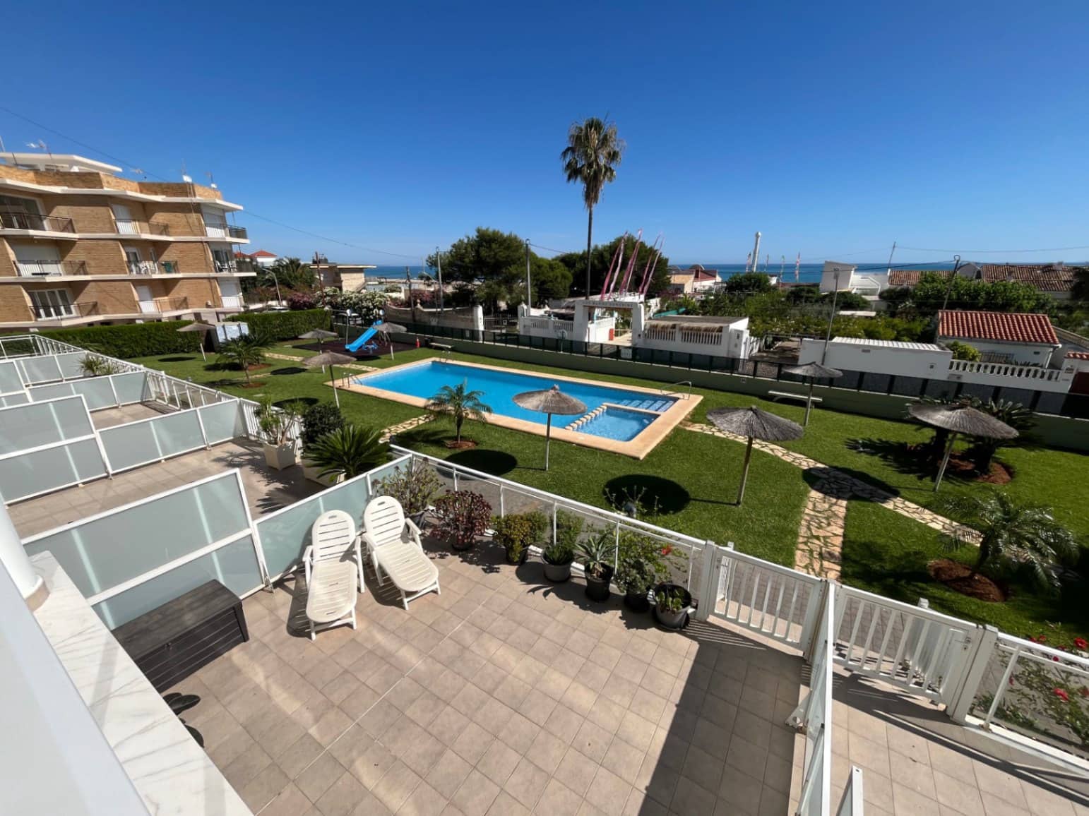 Apartamento de 2 habitaciones en Dénia en venta con piscina garaje - 280.000 € (Ref: 8399718)