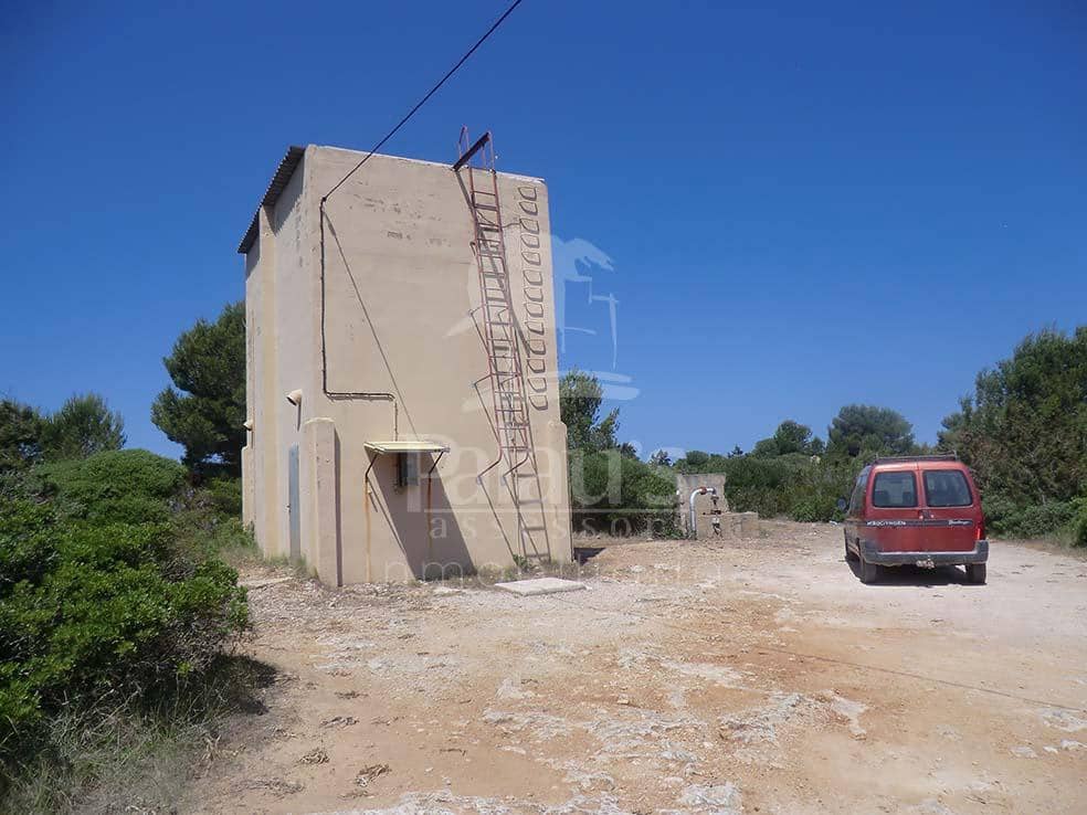 Teren niezagospodarowany na sprzedaż w Ciutadella de Menorca - 168 000 € (Ref: 4697920)