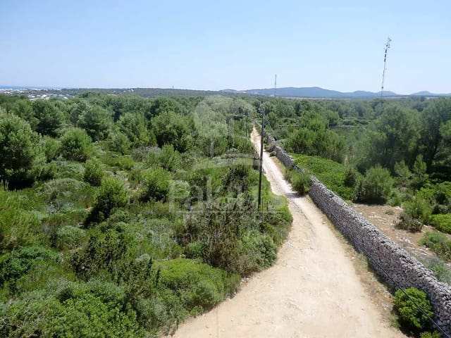 Teren niezagospodarowany na sprzedaż w Ciutadella de Menorca - 168 000 € (Ref: 4697920)