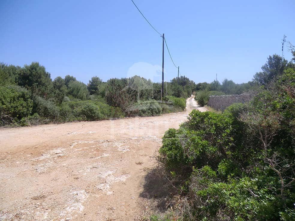 Teren niezagospodarowany na sprzedaż w Ciutadella de Menorca - 168 000 € (Ref: 4697920)
