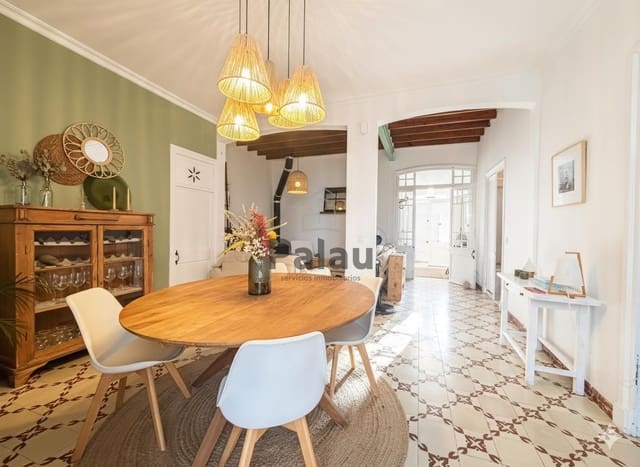 3 soverom Villa til salgs i Mahón / Maó - € 560 000 (Ref: 9515892)