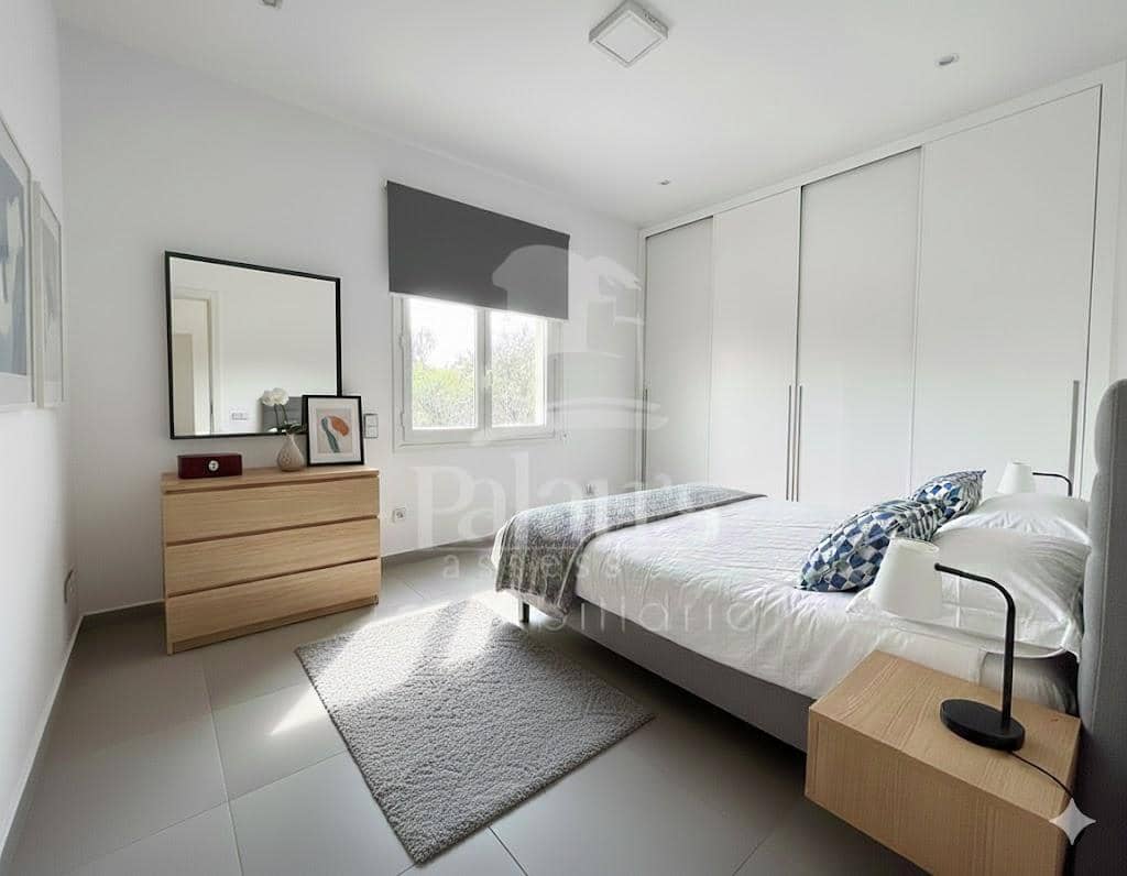 4 Zimmer Villa zu verkaufen in Ciutadella de Menorca mit Garage - 520.000 € (Ref: 9515895)