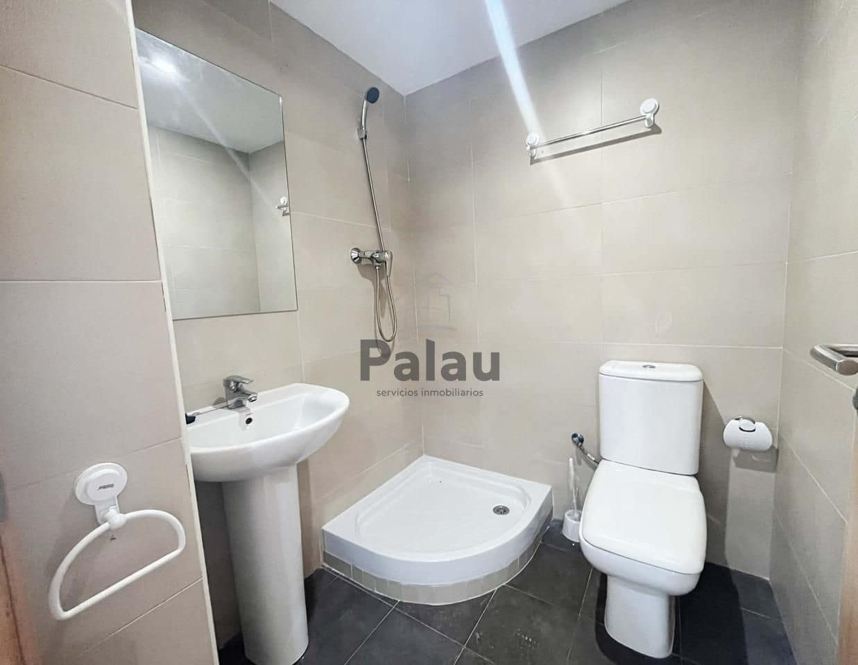 Piso de 2 habitaciones en Ciutadella de Menorca en venta - 275.000 € (Ref: 9515896)