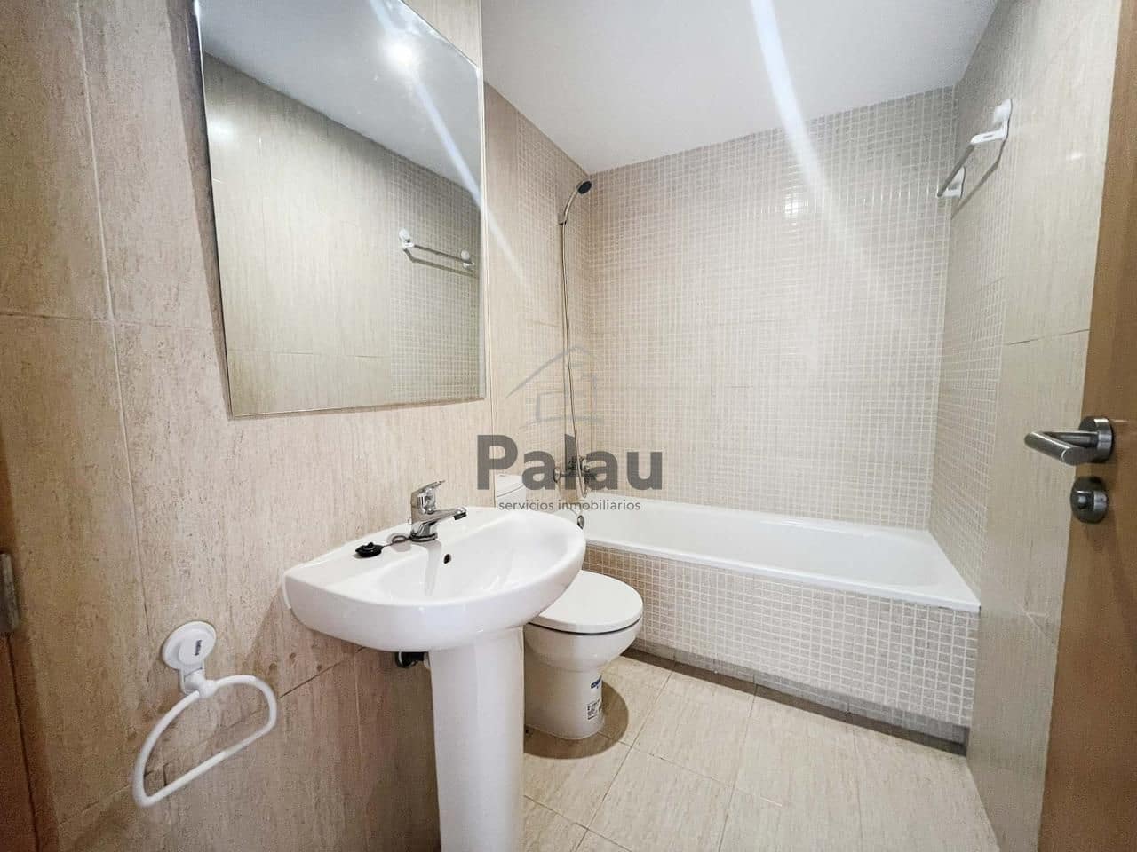 Piso de 2 habitaciones en Ciutadella de Menorca en venta - 275.000 € (Ref: 9515896)