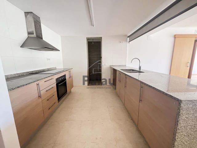 3 camera da letto Appartamento in vendita in Ciutadella de Menorca con piscina - 285.000 € (Rif: 9515897)