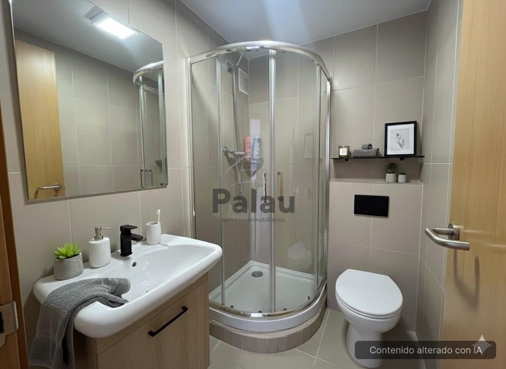 3 bedroom Flat for sale in Ciutadella de Menorca with pool - € 285,000 (Ref: 9515897)