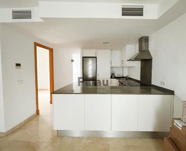 Piso de 3 habitaciones en Ciutadella, Ciutadella de Menorca en venta con piscina - 367.000 € (Ref: 9515898)