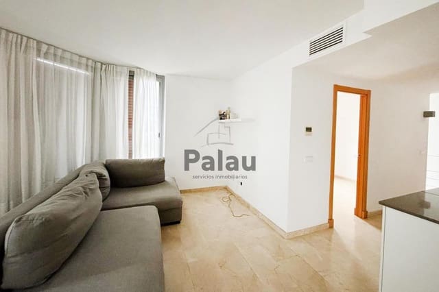 Piso de 3 habitaciones en Ciutadella, Ciutadella de Menorca en venta con piscina - 367.000 € (Ref: 9515898)