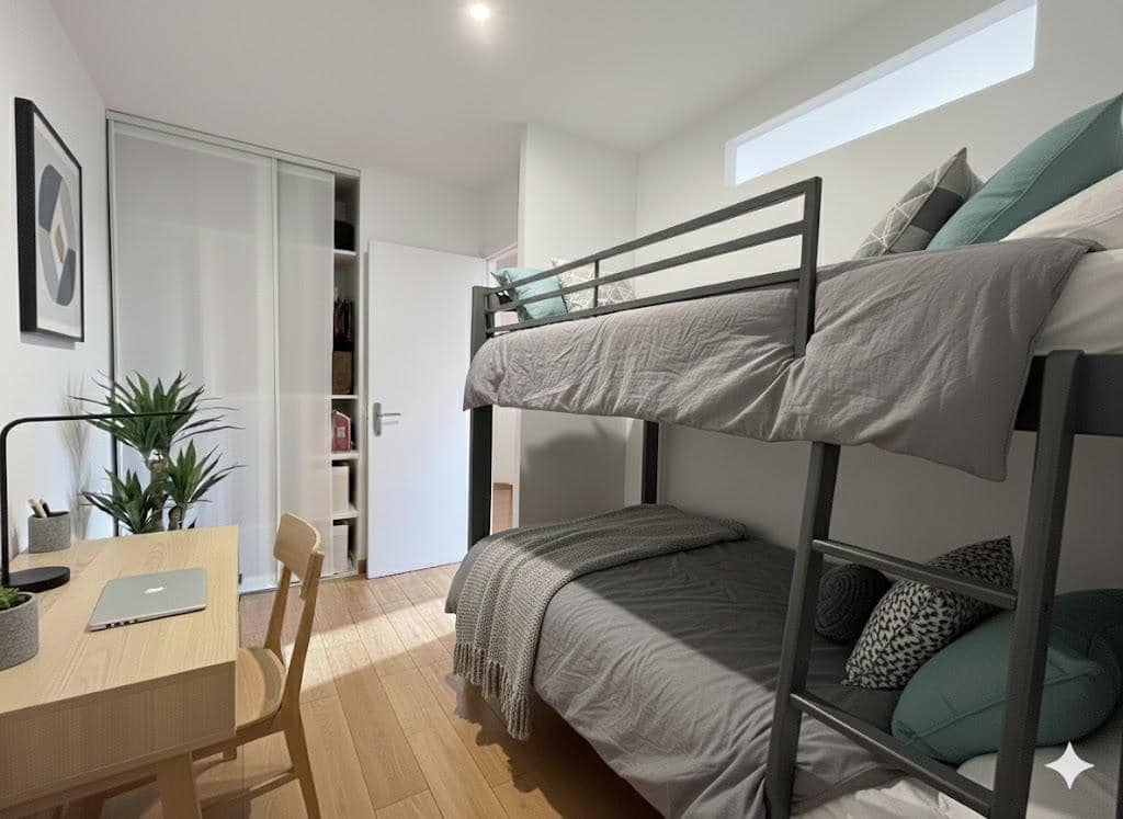 Bungalow de 2 habitaciones en Cala'n Blanes en venta - 290.000 € (Ref: 9515900)