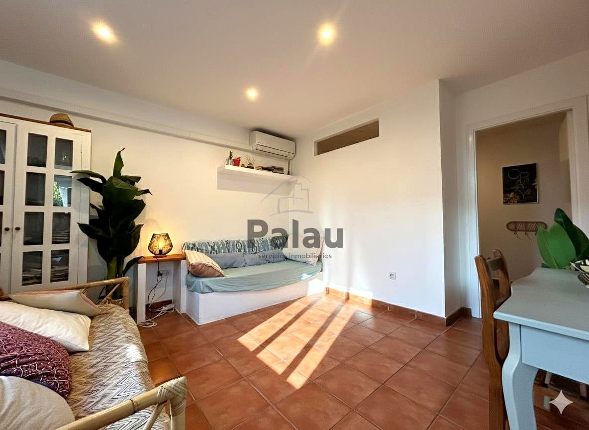 Bungalow de 2 habitaciones en Cala'n Blanes en venta - 290.000 € (Ref: 9515900)
