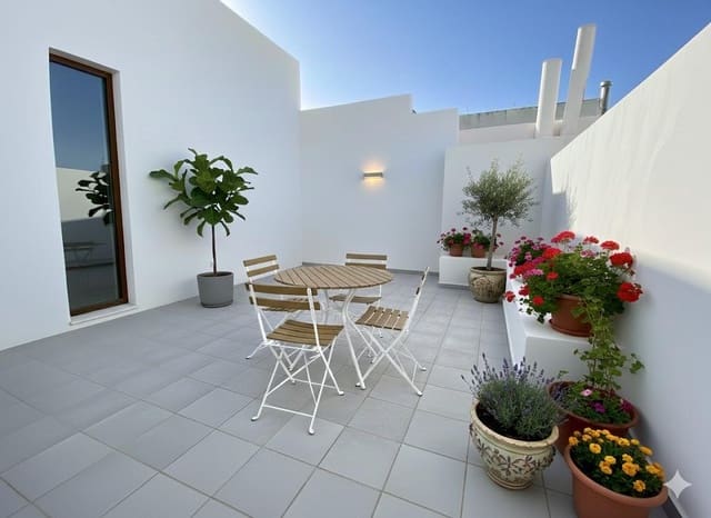Piso de 2 habitaciones en Ciutadella, Ciutadella de Menorca en venta - 231.000 € (Ref: 9515901)