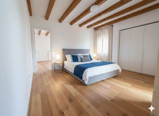 Piso de 2 habitaciones en Ciutadella, Ciutadella de Menorca en venta - 231.000 € (Ref: 9515901)