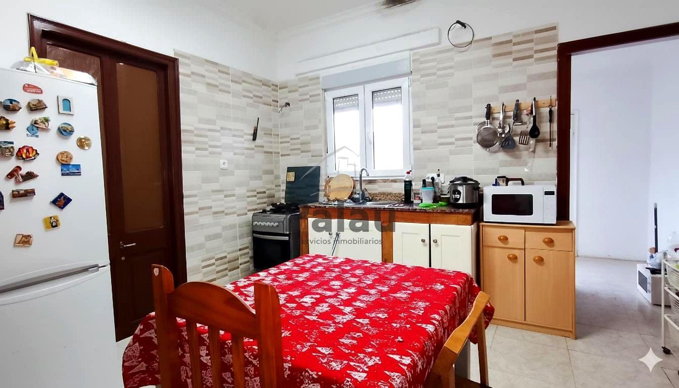 5 soverom Villa til salgs i Es Castell med garasje - € 500 000 (Ref: 9515902)