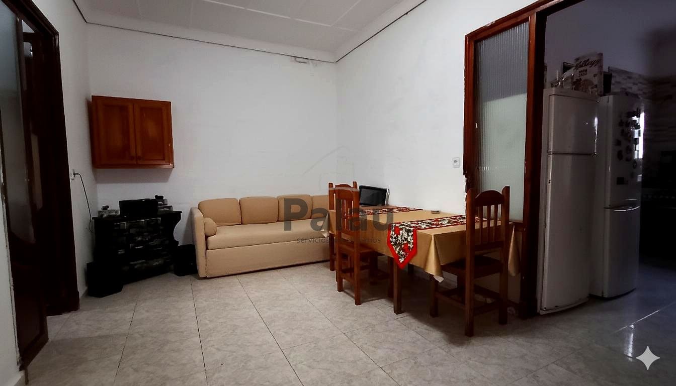 5 soverom Villa til salgs i Es Castell med garasje - € 500 000 (Ref: 9515902)