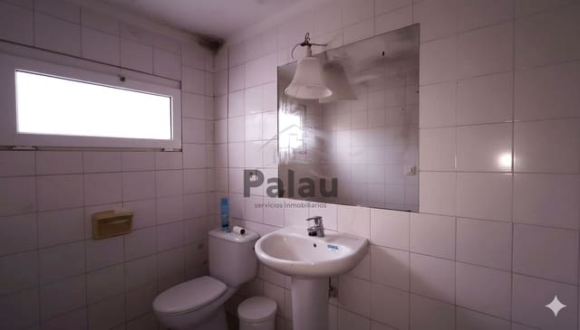 5 soverom Villa til salgs i Es Castell med garasje - € 500 000 (Ref: 9515902)