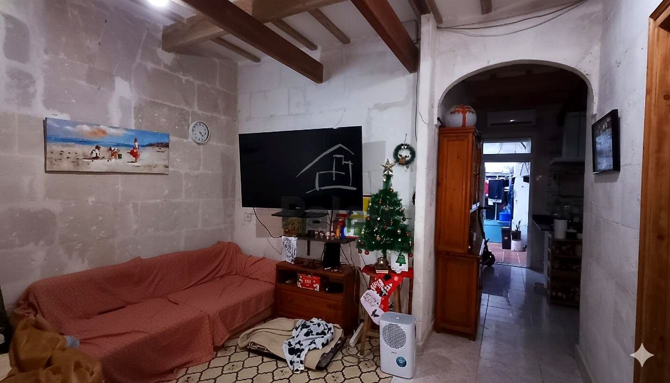 5 soverom Villa til salgs i Es Castell med garasje - € 500 000 (Ref: 9515902)