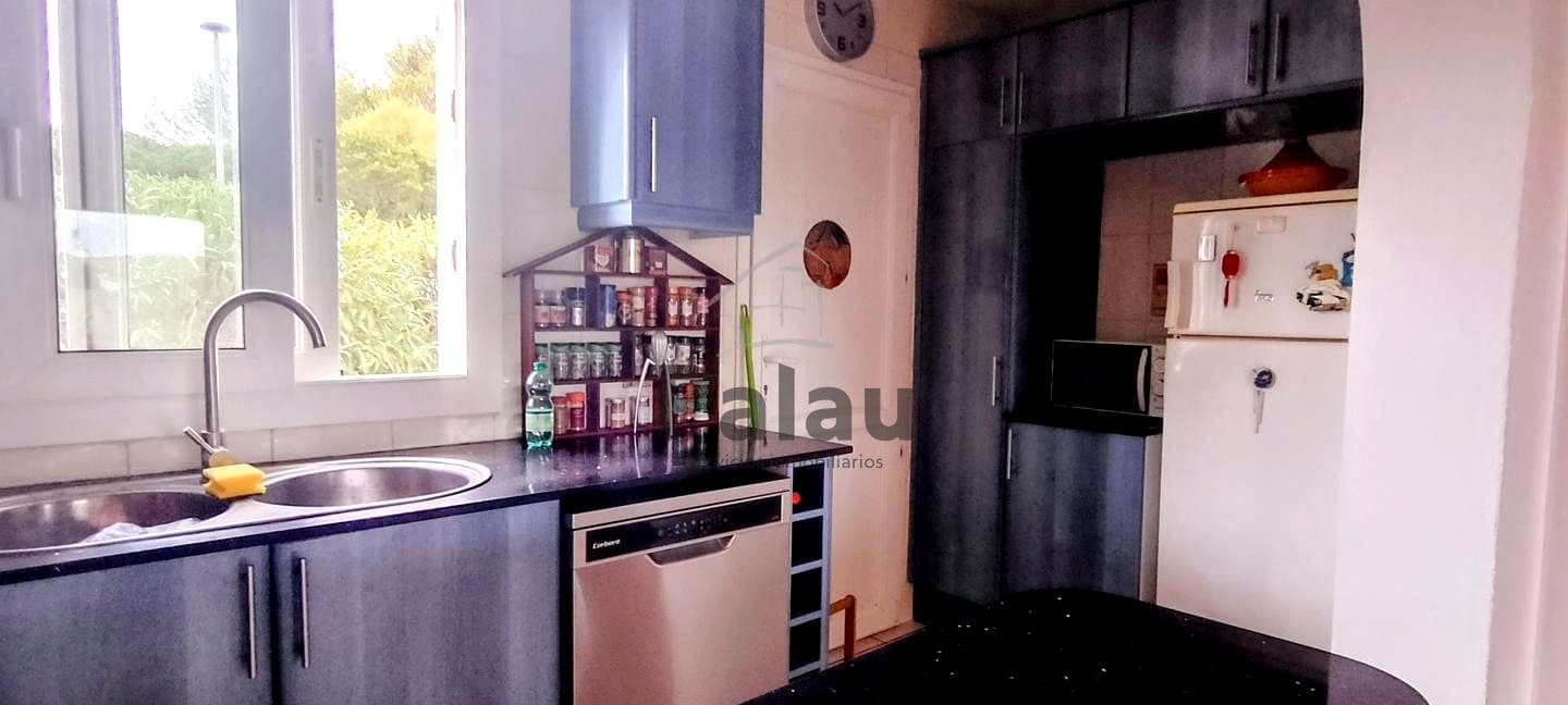 3 soveværelse Villa til salg i Es Canutells med swimmingpool - € 575.000 (Ref: 9515908)