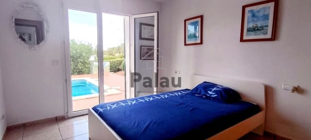 3 soveværelse Villa til salg i Es Canutells, Mahón / Maó med swimmingpool - € 575.000 (Ref: 9515908)