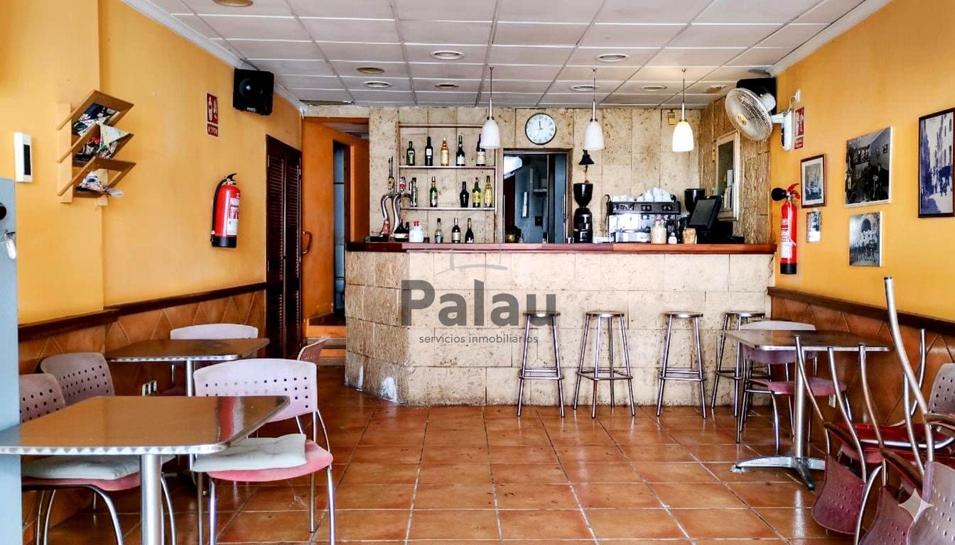 2 soveværelse Virksomhed til salg i Mahon / Mao - € 100.000 (Ref: 9515911)