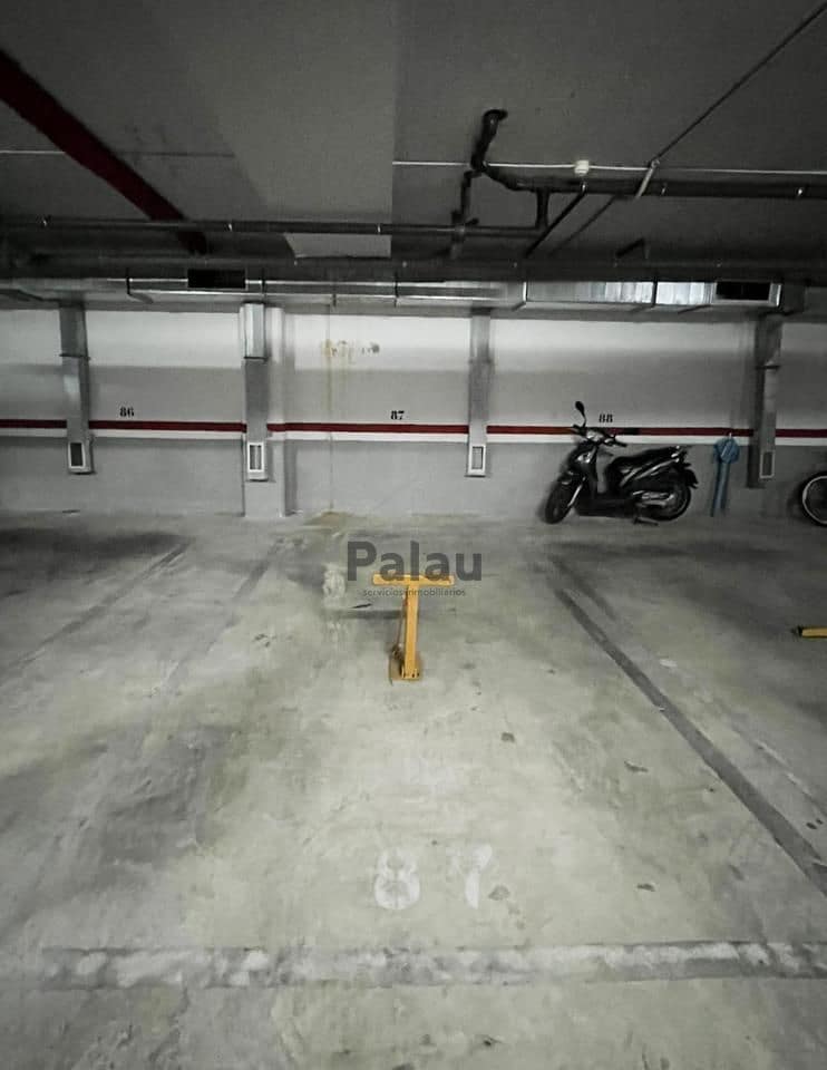 Piso de 3 habitaciones en Ciutadella de Menorca en venta con piscina garaje - 525.000 € (Ref: 9515922)