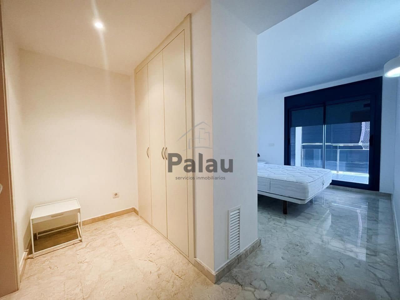 Piso de 3 habitaciones en Ciutadella de Menorca en venta con piscina garaje - 525.000 € (Ref: 9515922)