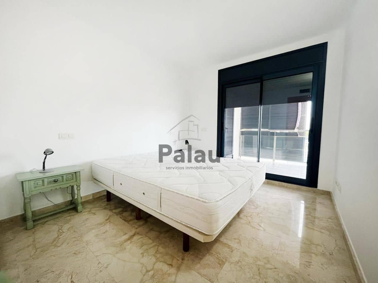 Piso de 3 habitaciones en Ciutadella de Menorca en venta con piscina garaje - 525.000 € (Ref: 9515922)