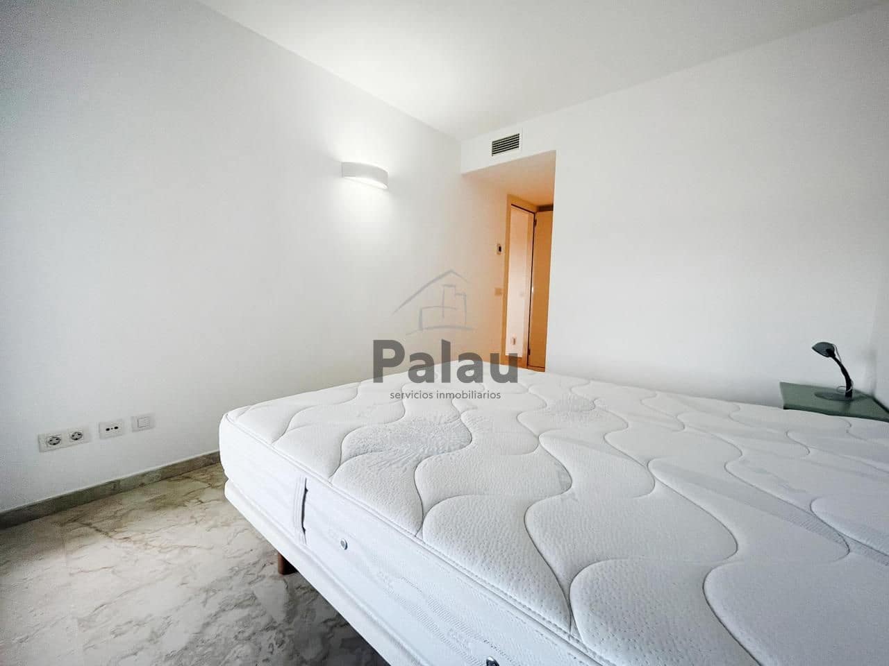 Piso de 3 habitaciones en Ciutadella de Menorca en venta con piscina garaje - 525.000 € (Ref: 9515922)