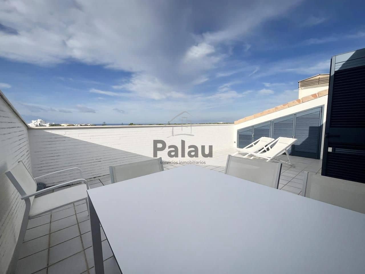 Piso de 3 habitaciones en Ciutadella de Menorca en venta con piscina garaje - 525.000 € (Ref: 9515922)