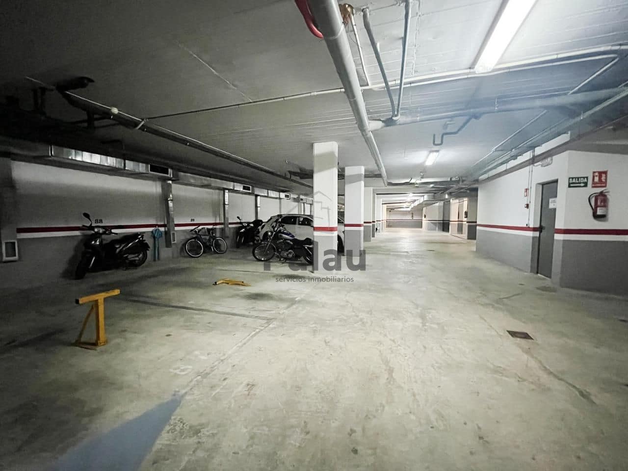 Piso de 3 habitaciones en Ciutadella de Menorca en venta con piscina garaje - 525.000 € (Ref: 9515922)