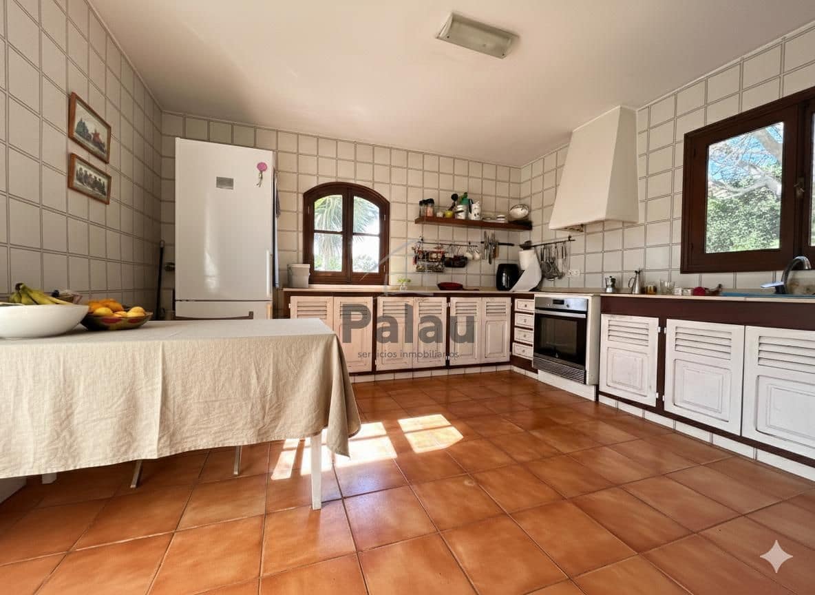 3 sypialnia Finka/Dom wiejski na sprzedaż w Ciutadella de Menorca z basenem garażem - 995 000 € (Ref: 9515924)