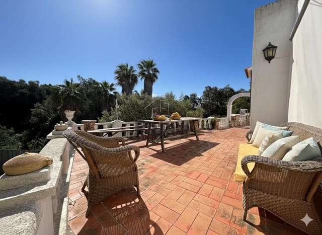 3 sypialnia Finka/Dom wiejski na sprzedaż w Ciutadella, Ciutadella de Menorca z basenem garażem - 995 000 € (Ref: 9515924)