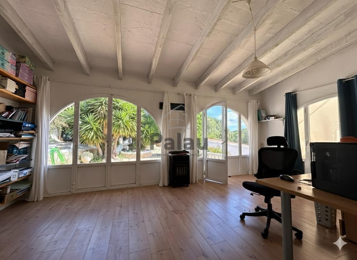 3 sypialnia Finka/Dom wiejski na sprzedaż w Ciutadella de Menorca z basenem garażem - 995 000 € (Ref: 9515924)