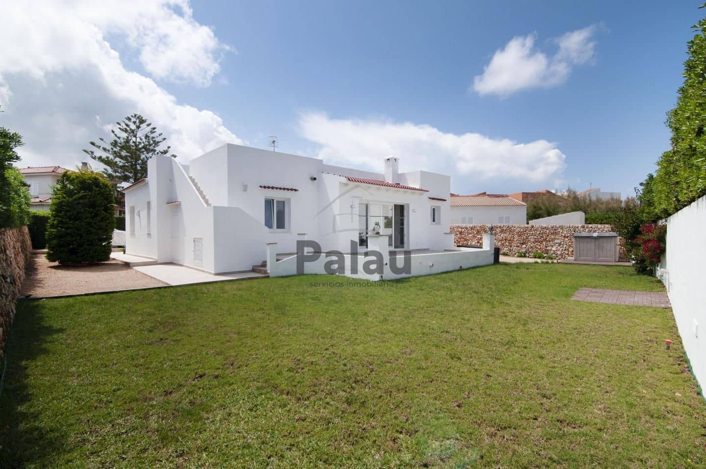 3 soverom Villa til salgs i Cala Blanca - € 620 000 (Ref: 9515928)