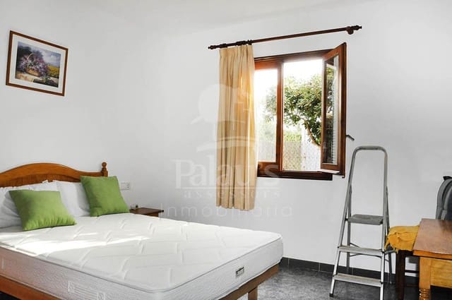 Chalet de 4 habitaciones en Cala'n Blanes, Ciutadella de Menorca en venta con piscina garaje - 795.000 € (Ref: 9515930)