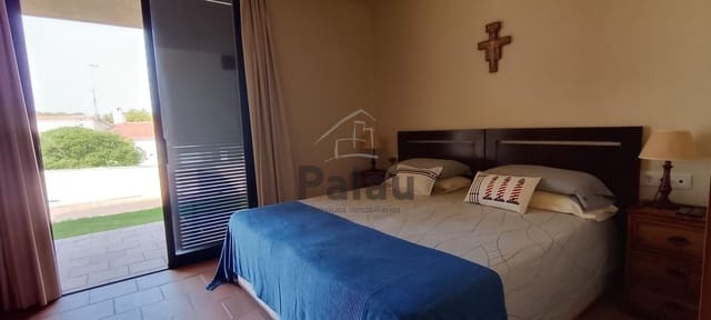 3 sypialnia Willa na sprzedaż w Es Canutells, Mahón / Maó z basenem garażem - 430 000 € (Ref: 9515938)