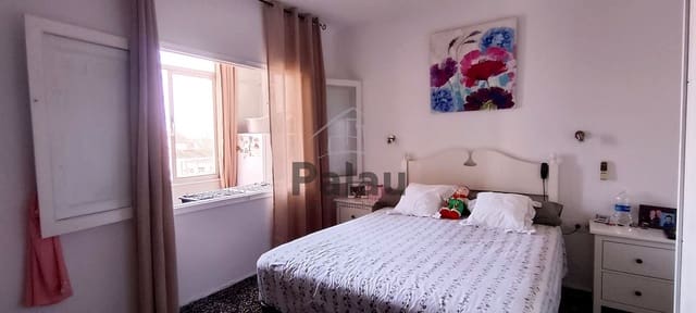 3 bedroom Flat for sale in Mahón / Maó - € 295,000 (Ref: 9515939)