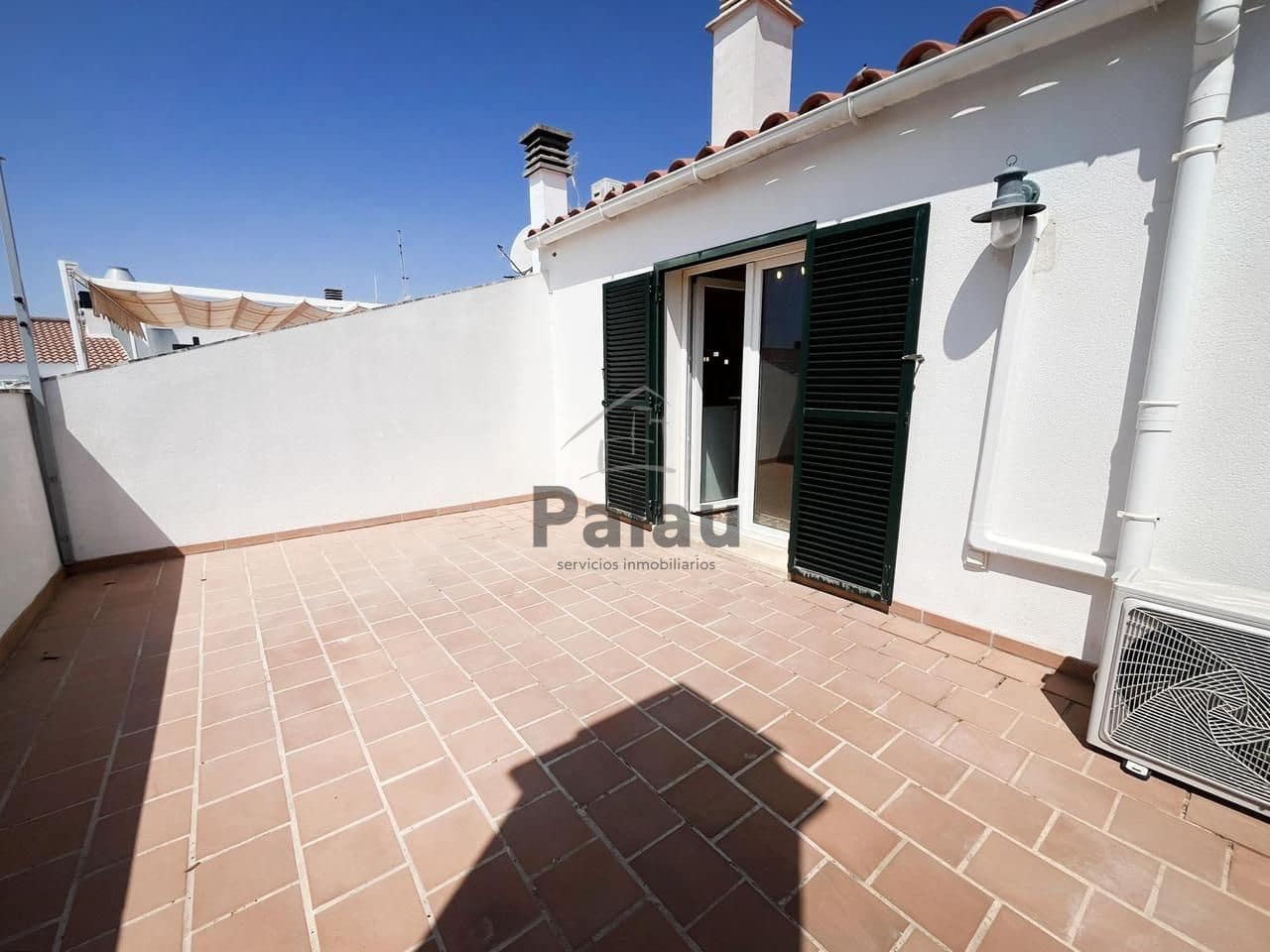 Piso de 2 habitaciones en Ciutadella de Menorca en venta con piscina garaje - 350.000 € (Ref: 9515947)