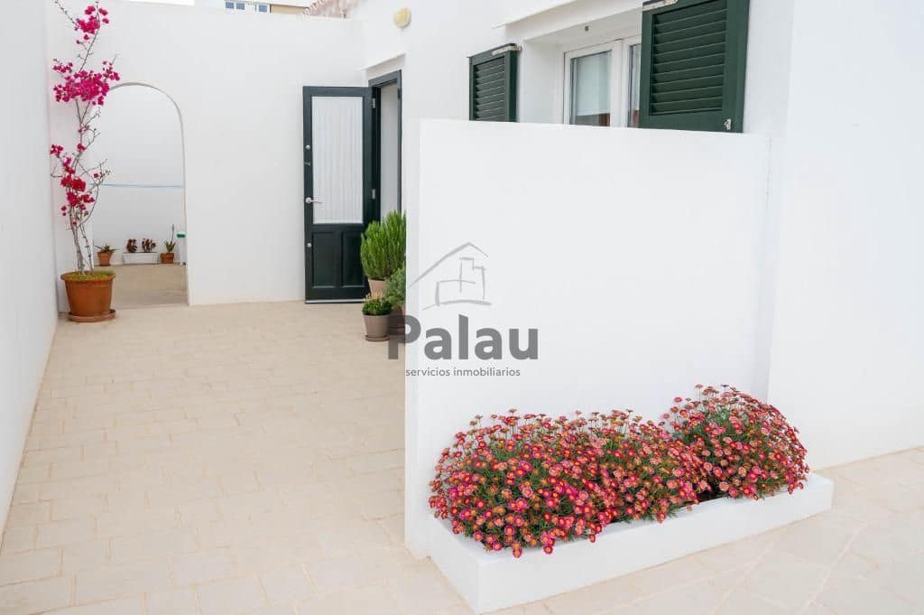 2 soveværelse Villa til salg i Ciutadella de Menorca - € 636.300 (Ref: 9515948)
