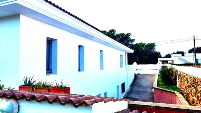 Chalet de 4 habitaciones en Ciutadella de Menorca en venta con piscina garaje - 1.485.000 € (Ref: 9515953)