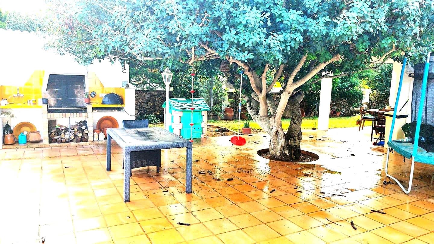 Chalet de 4 habitaciones en Ciutadella de Menorca en venta con piscina garaje - 1.485.000 € (Ref: 9515953)