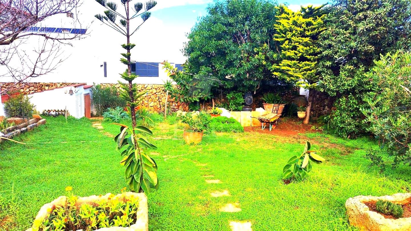 Chalet de 4 habitaciones en Ciutadella de Menorca en venta con piscina garaje - 1.485.000 € (Ref: 9515953)