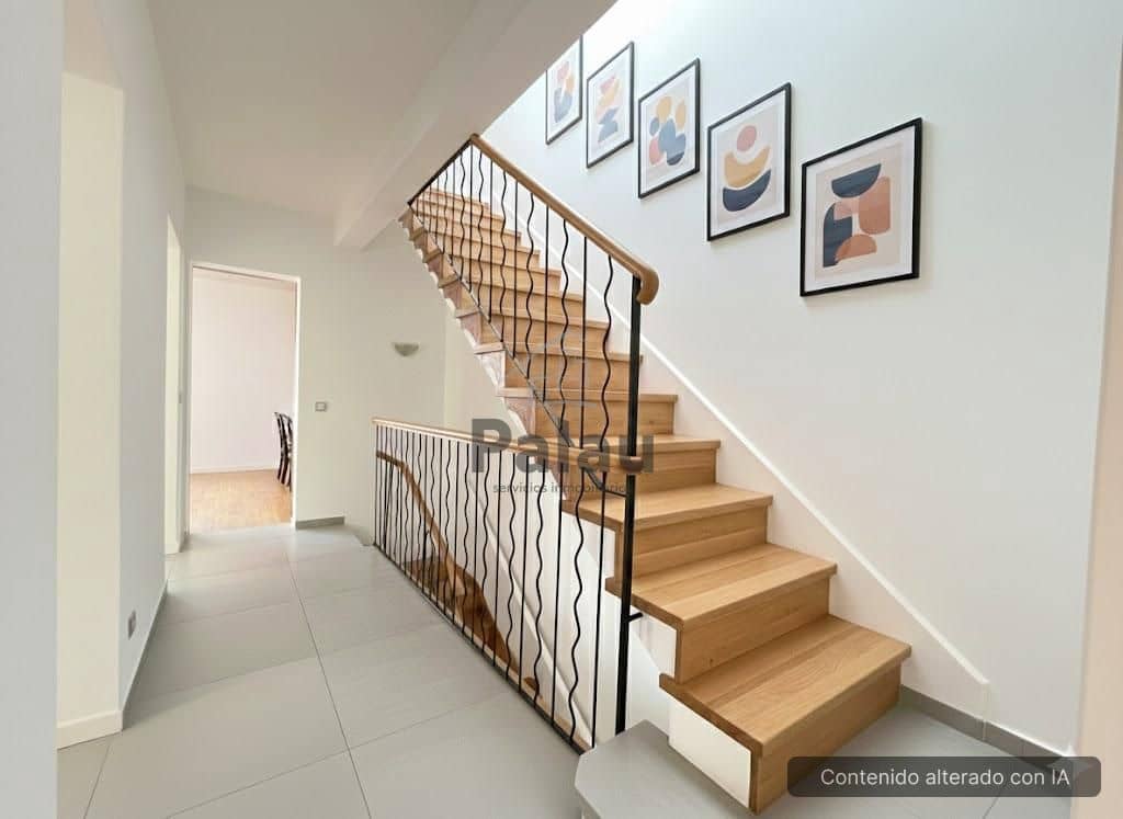 6 bedroom Villa for sale in Ciutadella de Menorca - € 848,800 (Ref: 9515961)