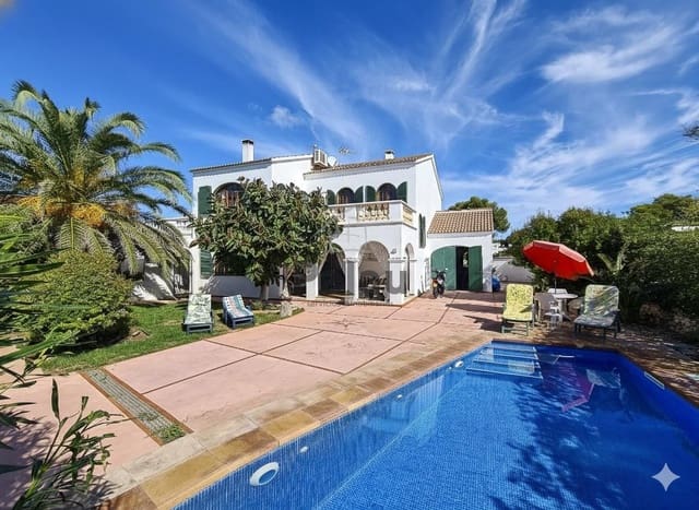 5 Zimmer Villa zu verkaufen in Ciutadella de Menorca mit Pool Garage - 850.000 € (Ref: 9515967)