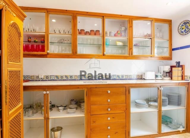 6 camera da letto Villa in vendita in Ciutadella de Menorca con piscina - 2.400.000 € (Rif: 9515968)