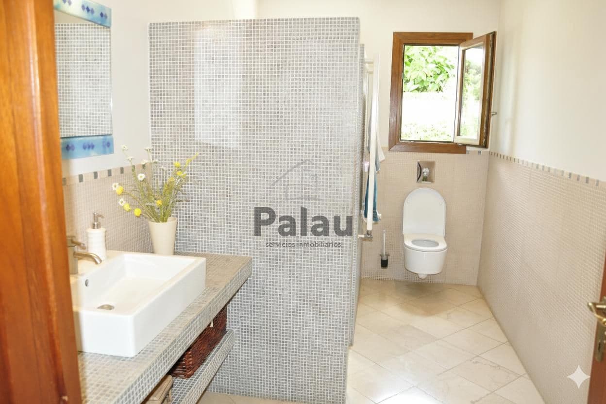 4 bedroom Villa for sale in Ciutadella de Menorca with pool - € 1,750,000 (Ref: 9515969)