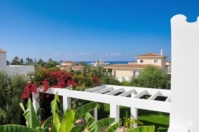 4 bedroom Villa for sale in Ciutadella de Menorca with pool - € 1,750,000 (Ref: 9515969)