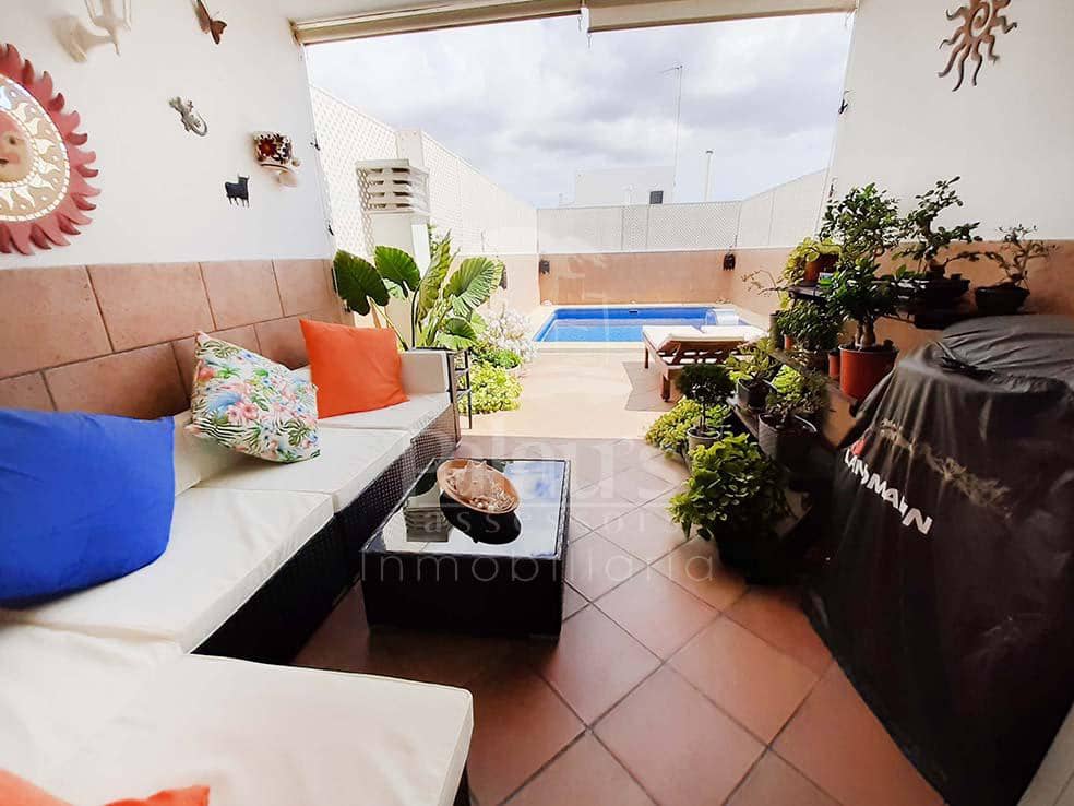 Chalet de 4 habitaciones en Ciutadella de Menorca en venta con piscina - 1.575.000 € (Ref: 9515971)