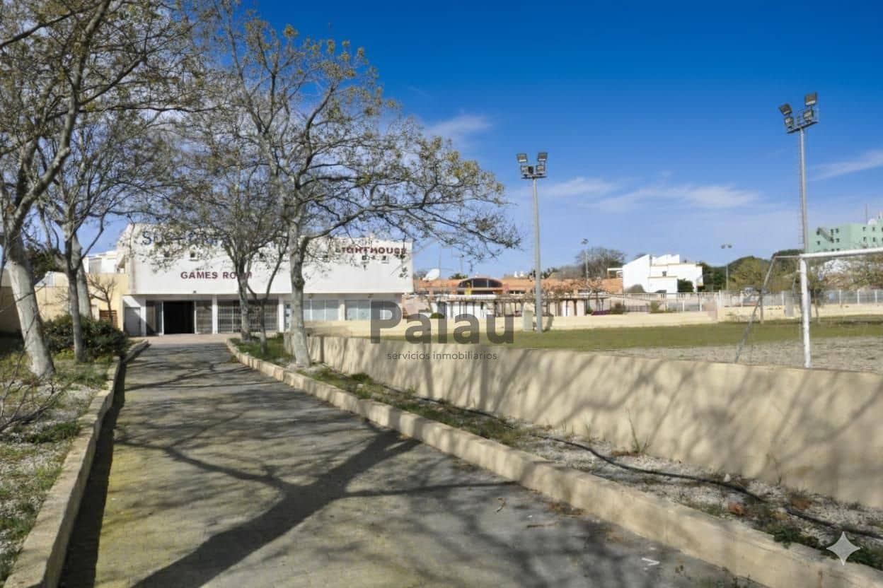 3 slaapkamer Bedrijf te koop in Punta Prima - € 618.000 (Ref: 9515973)