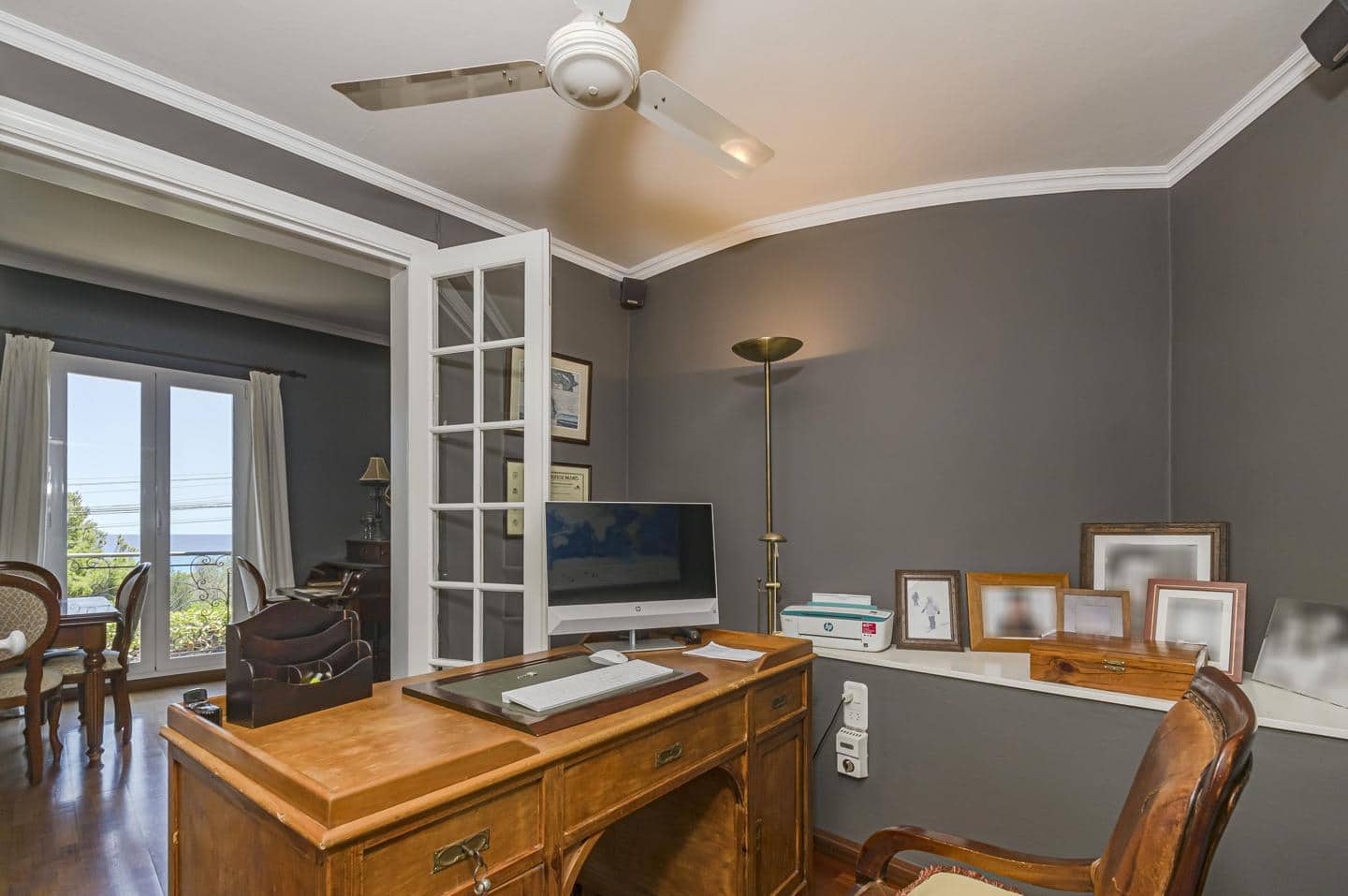 4 bedroom Villa for sale in Punta Prima with pool garage - € 3,000,000 (Ref: 9515978)